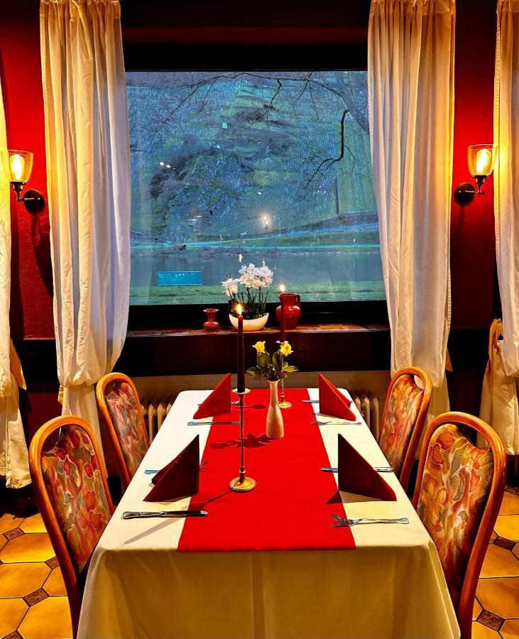 Hotel Krone Riesling Trittenheim Eksteriør bilde