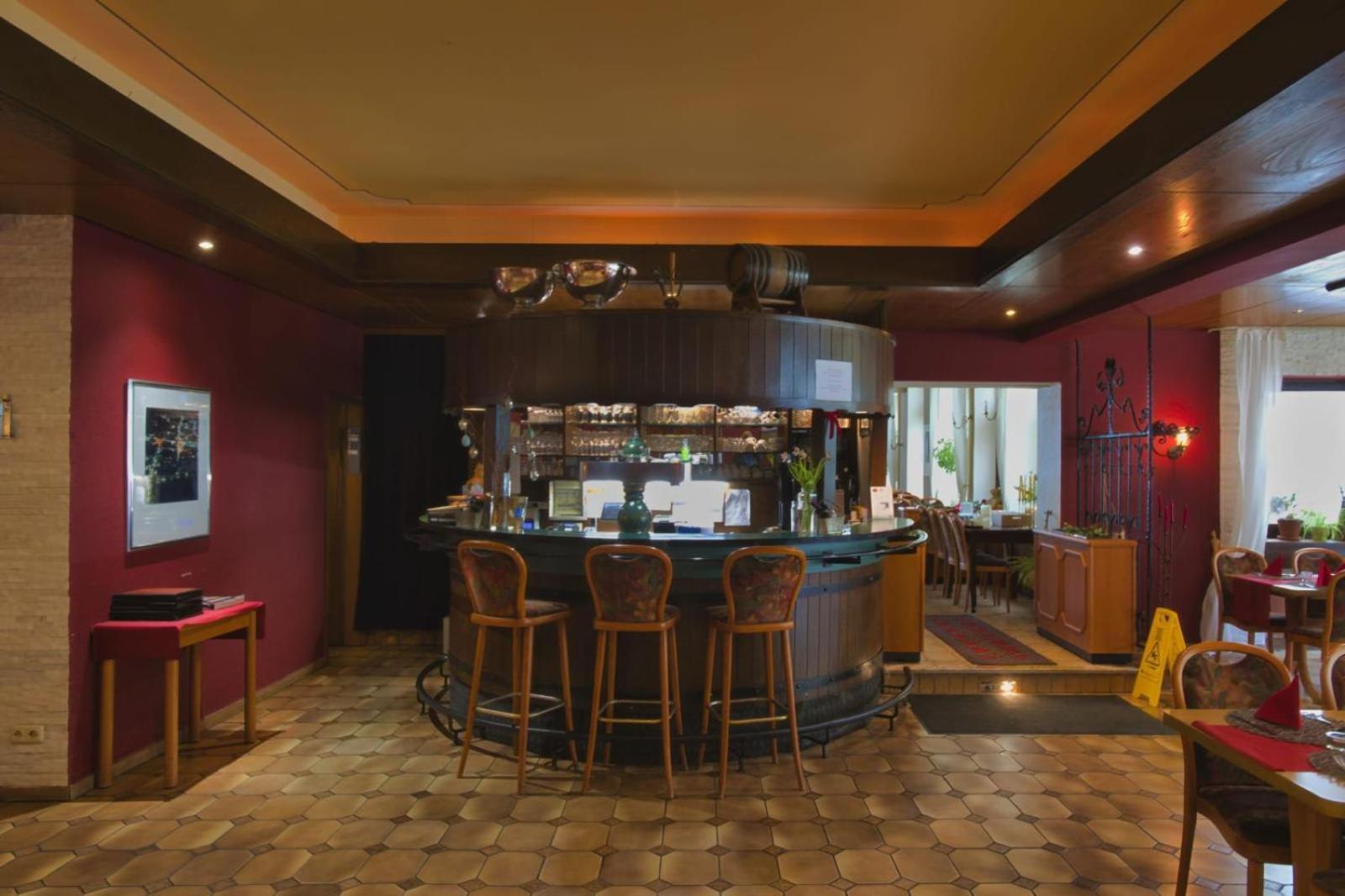 Hotel Krone Riesling Trittenheim Eksteriør bilde